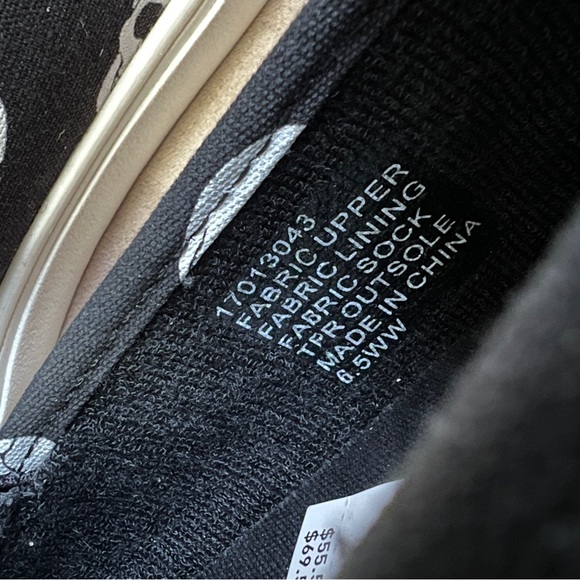 Torrid Slip on sneakers - Picture 6 of 9